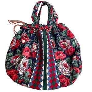 HANDMADE Quilted Bag Tote Large Patchwork Design 23”x16” Cinch Close Floral 90s